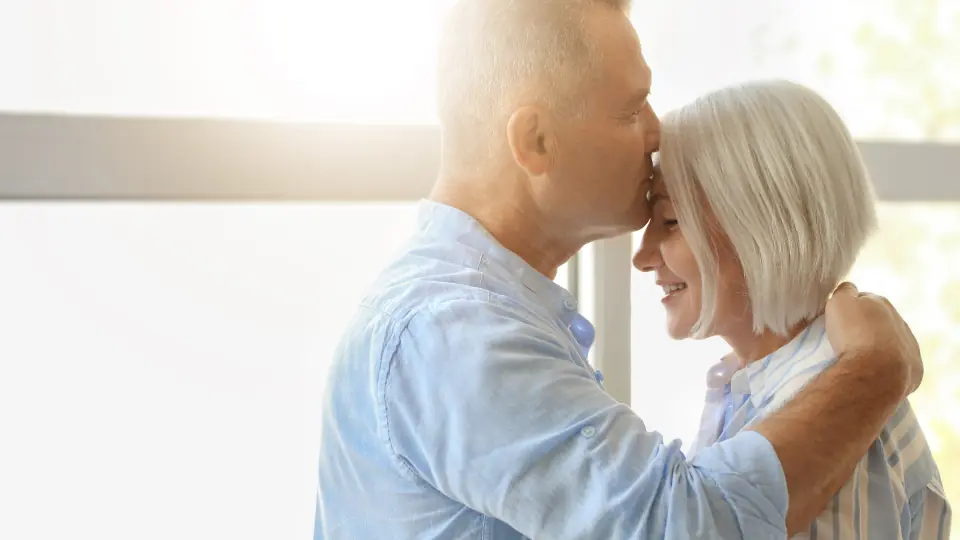 Erste Nachricht Online Dating: Aus der ersten Nachricht wird ein Treffen